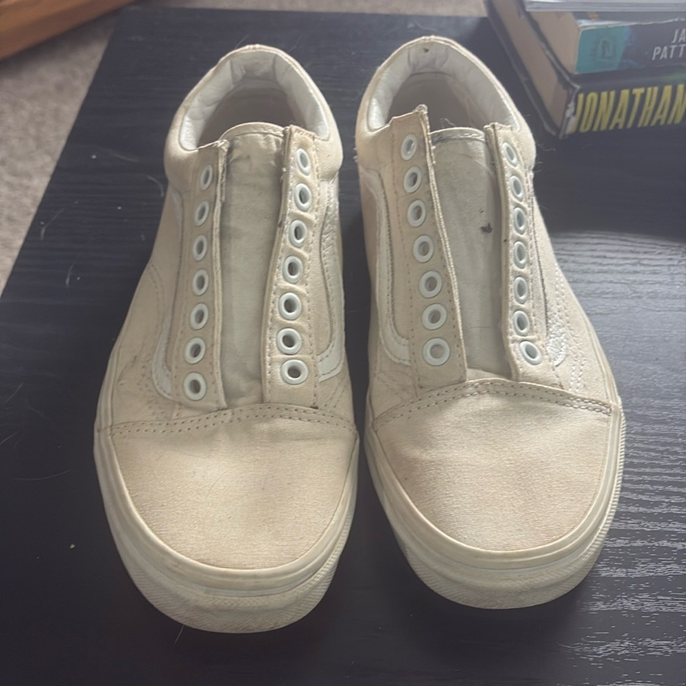 White vans
